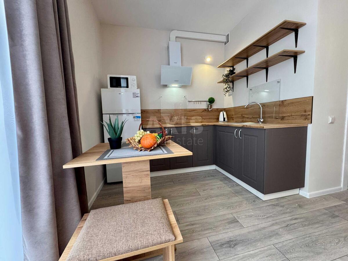1k apartment vul. Pivnichno-Syrec'ka 20