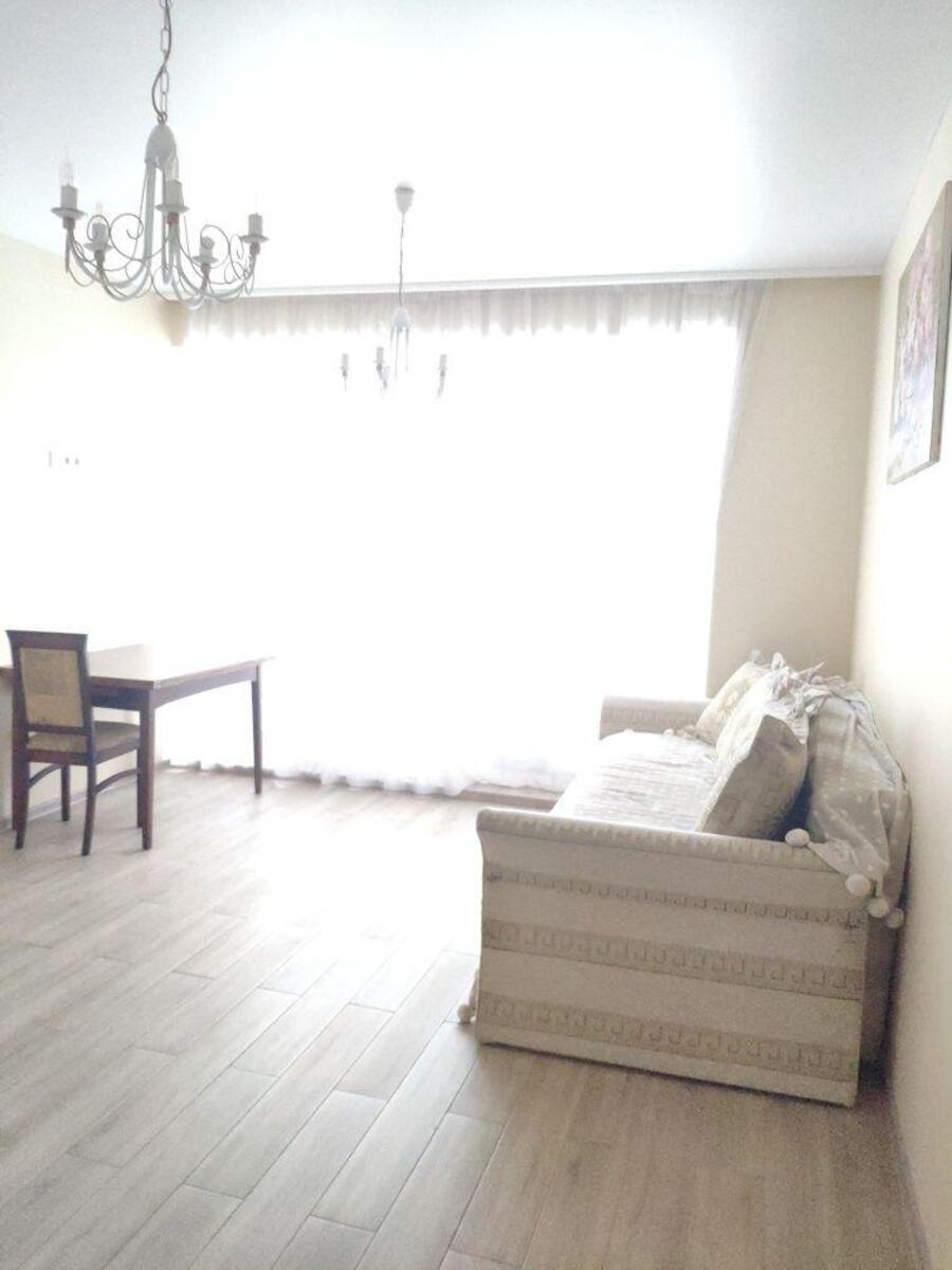 1k apartment vul. Radystiv 327