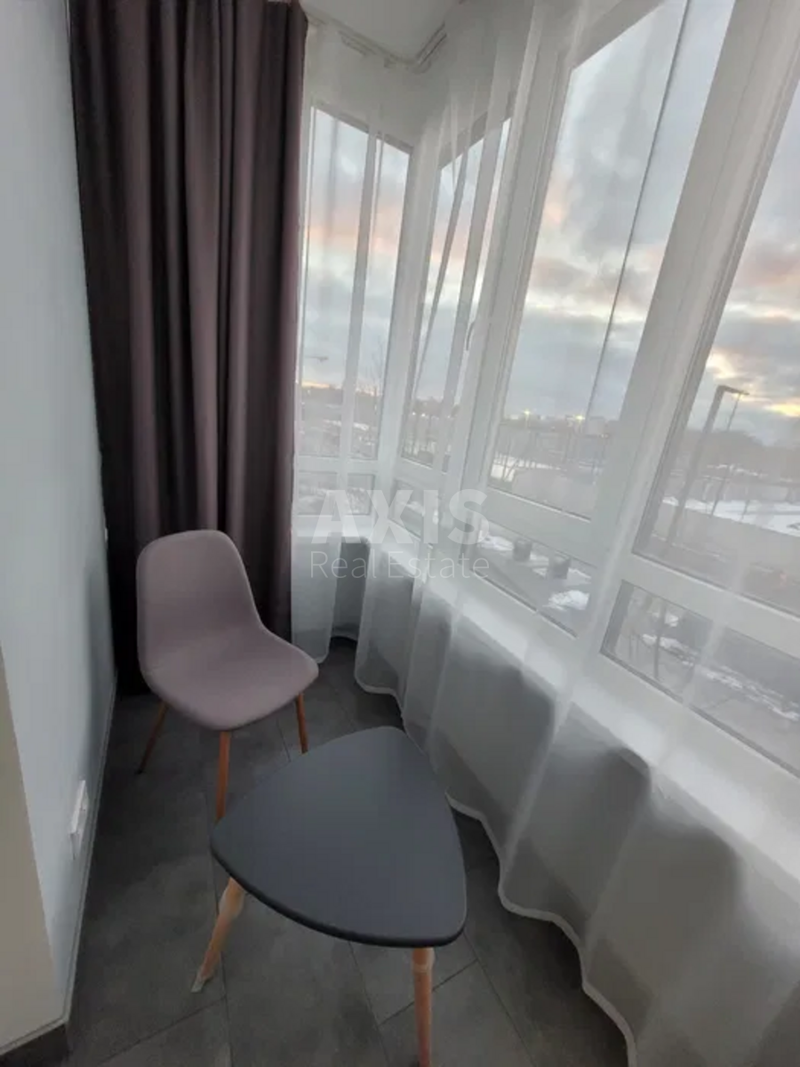 2k apartment vul. Saljutna Два B2512912