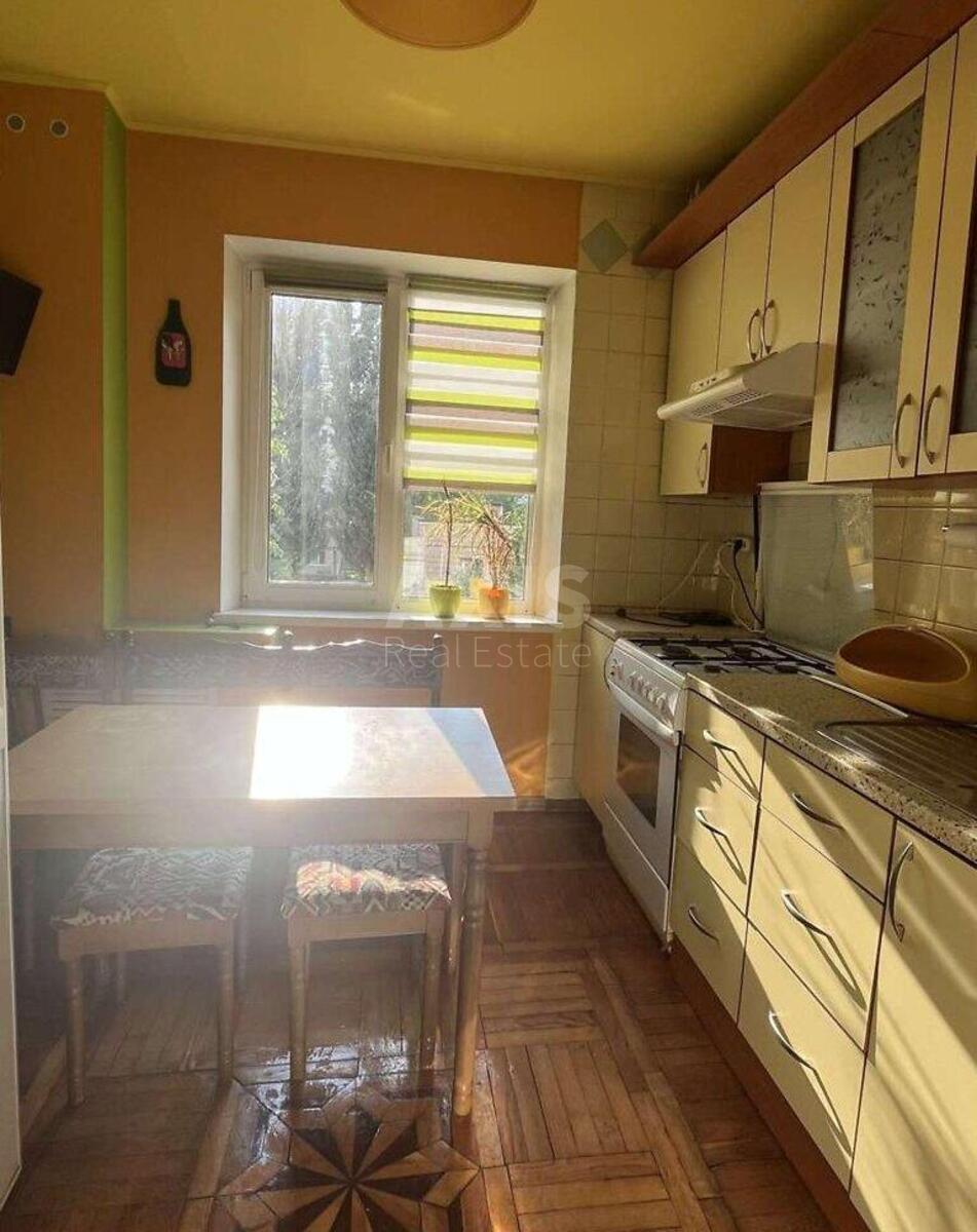 3k apartment vul. Grygorovycha-Bars'kogo 70
