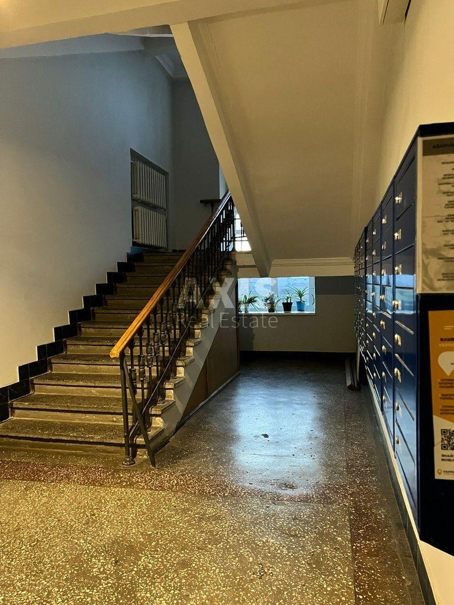 4k apartment vul. Hreshhatyk 255617112