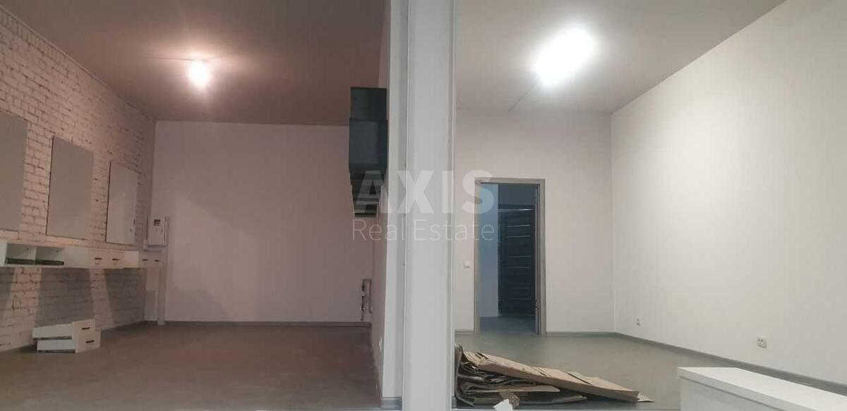 Trade object vul. Dragomyrova Myhajla 14А, 100m21
