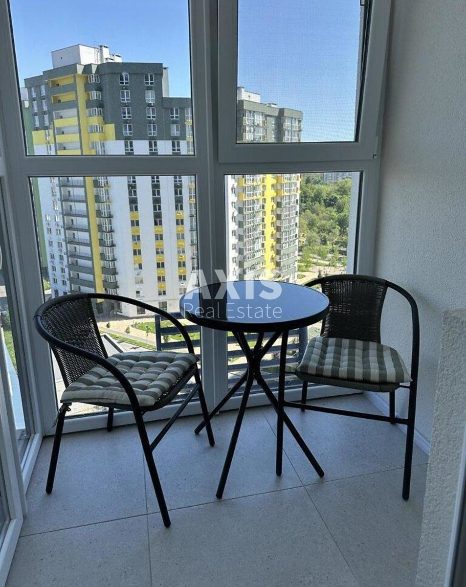 1k apartment vul. Kryms'kogo Akademika 1058