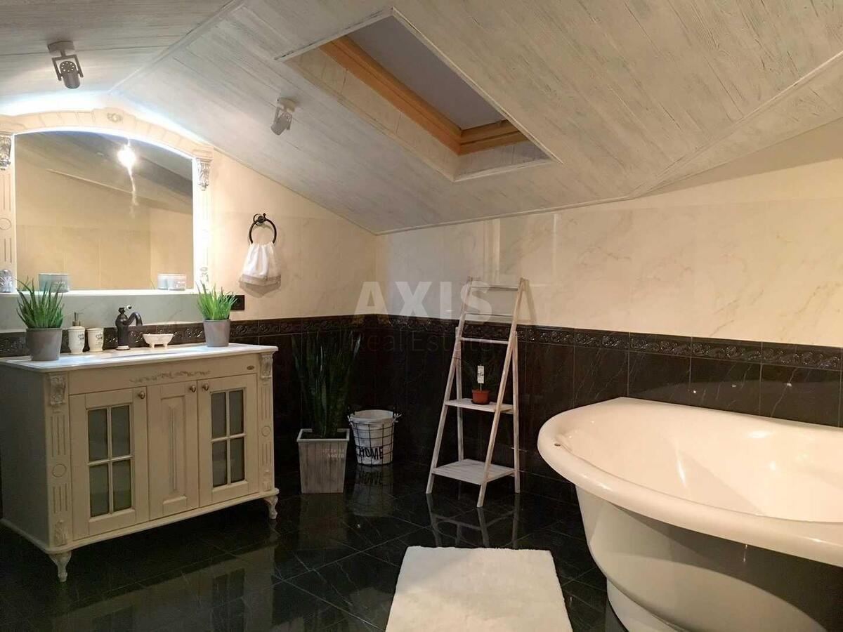 2k apartment vul. Antonovycha 35638015