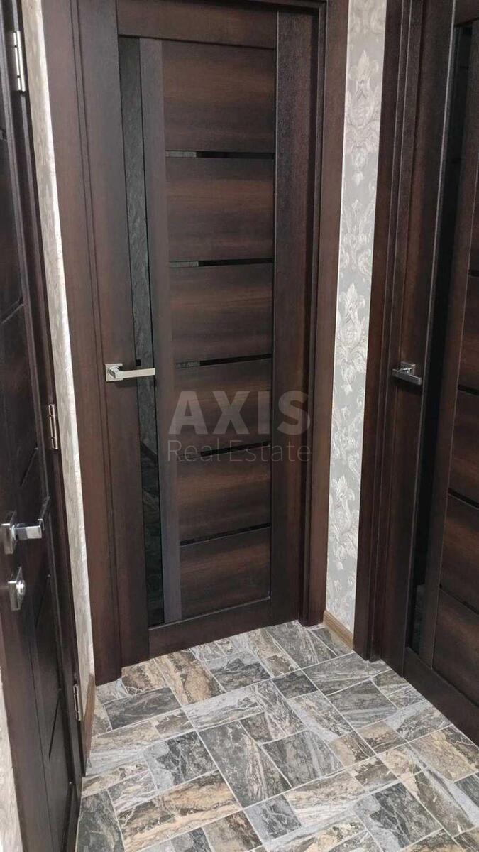 1k apartment vul. Chervonopil's'ka 164