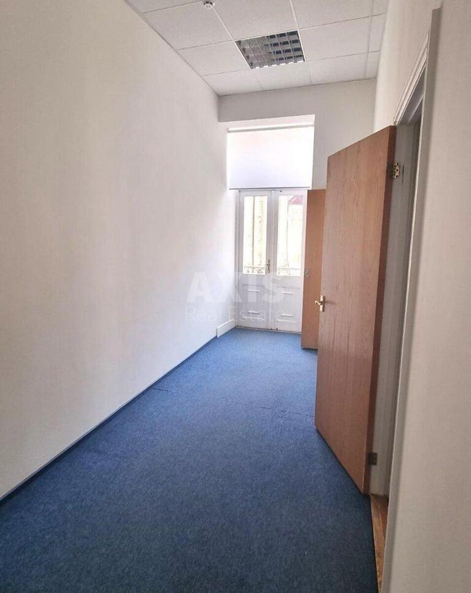 Office vul. Franka Ivana 33/34, 90m2606952