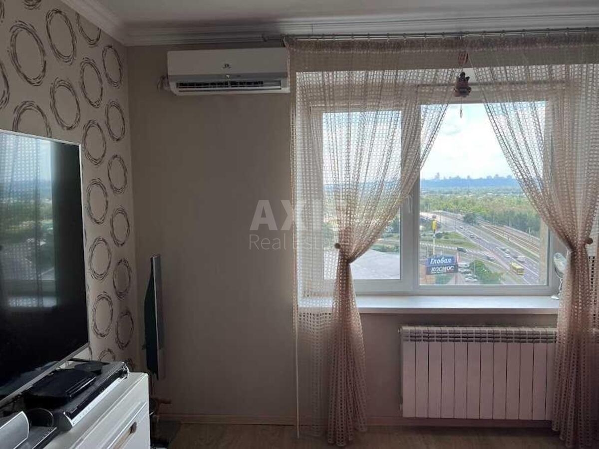 4k apartment vul. Bal'zaka Onore de 41