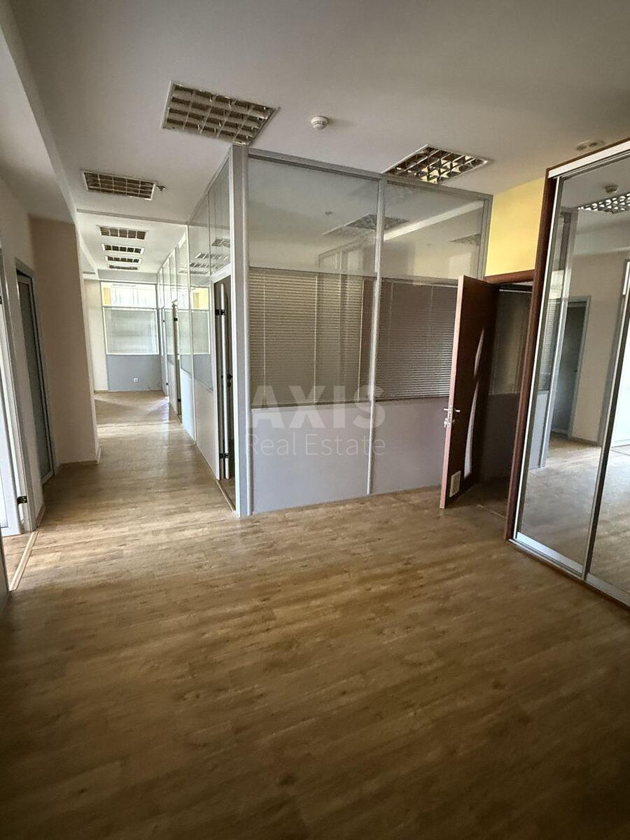 Офис ул. Антоновича 172, 165м26252113