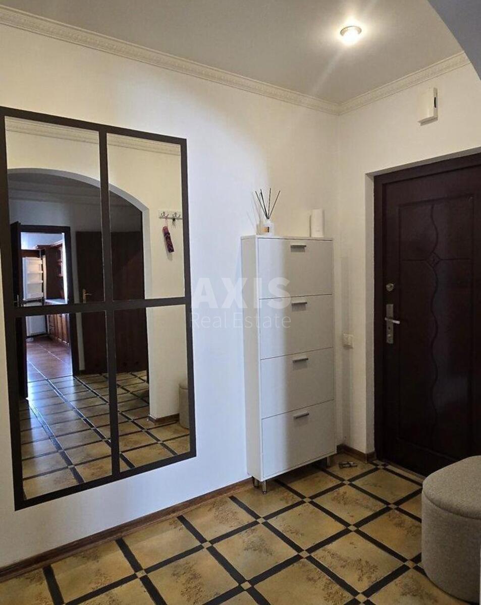3k apartment vul. Urlivs'ka 195807310