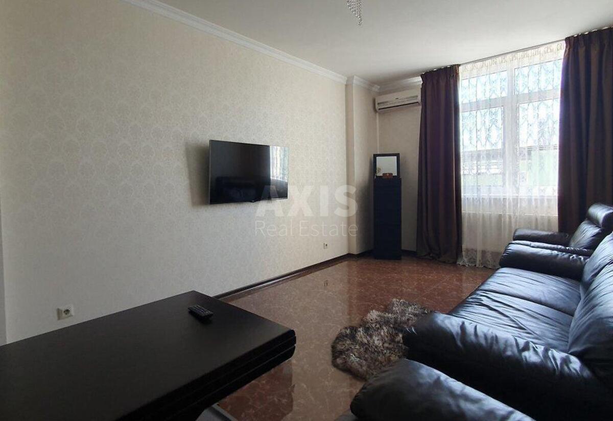 2k apartment vul. Voskresens'ka 14Б2