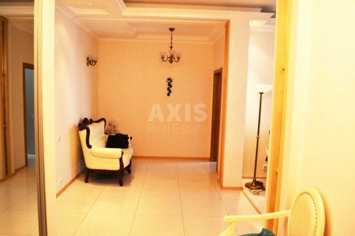 2k apartment vul. Barbjusa Anri 163