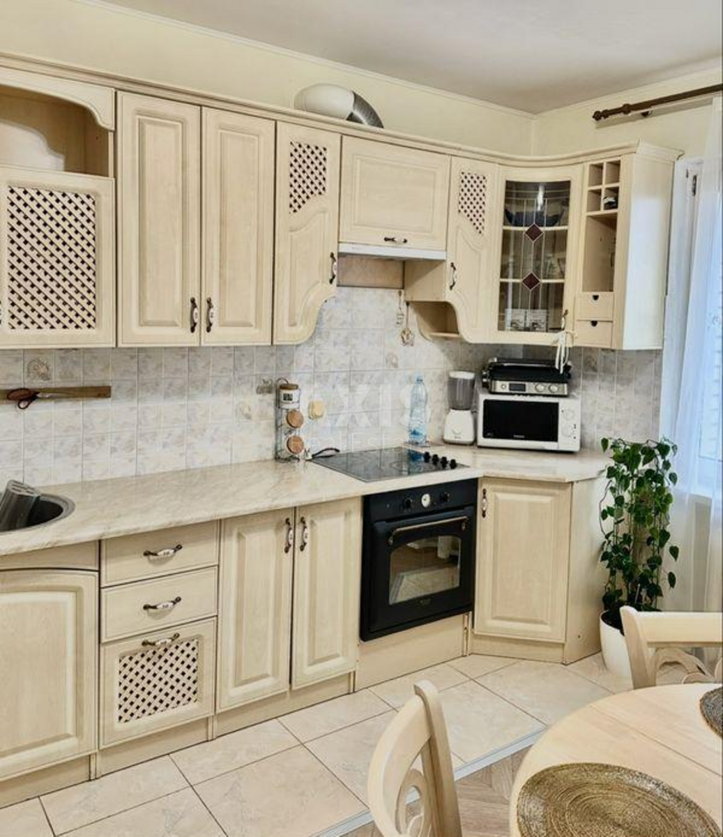 3k apartment vul. Jablons'koi' Tetjany 6