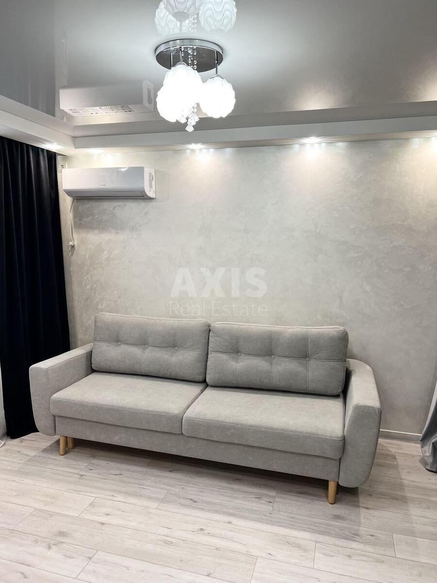 1k apartment vul. Zlatoustivs'ka 463
