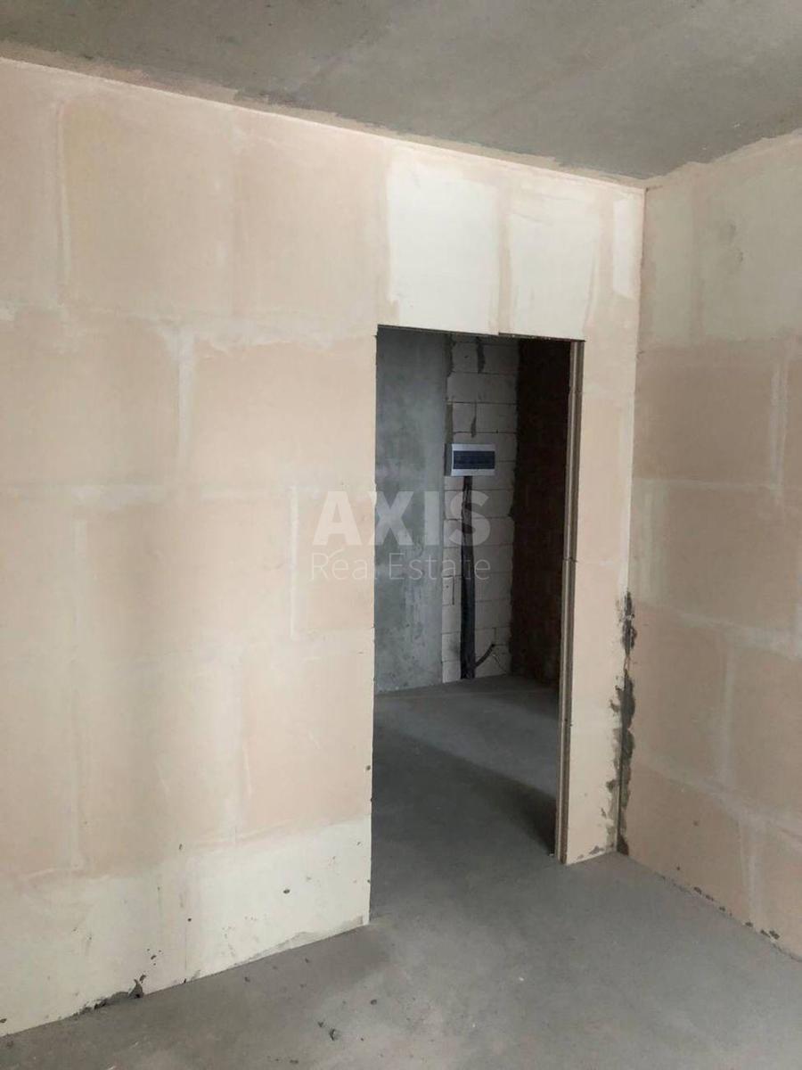 1k apartment vul. Revuc'kogo 401