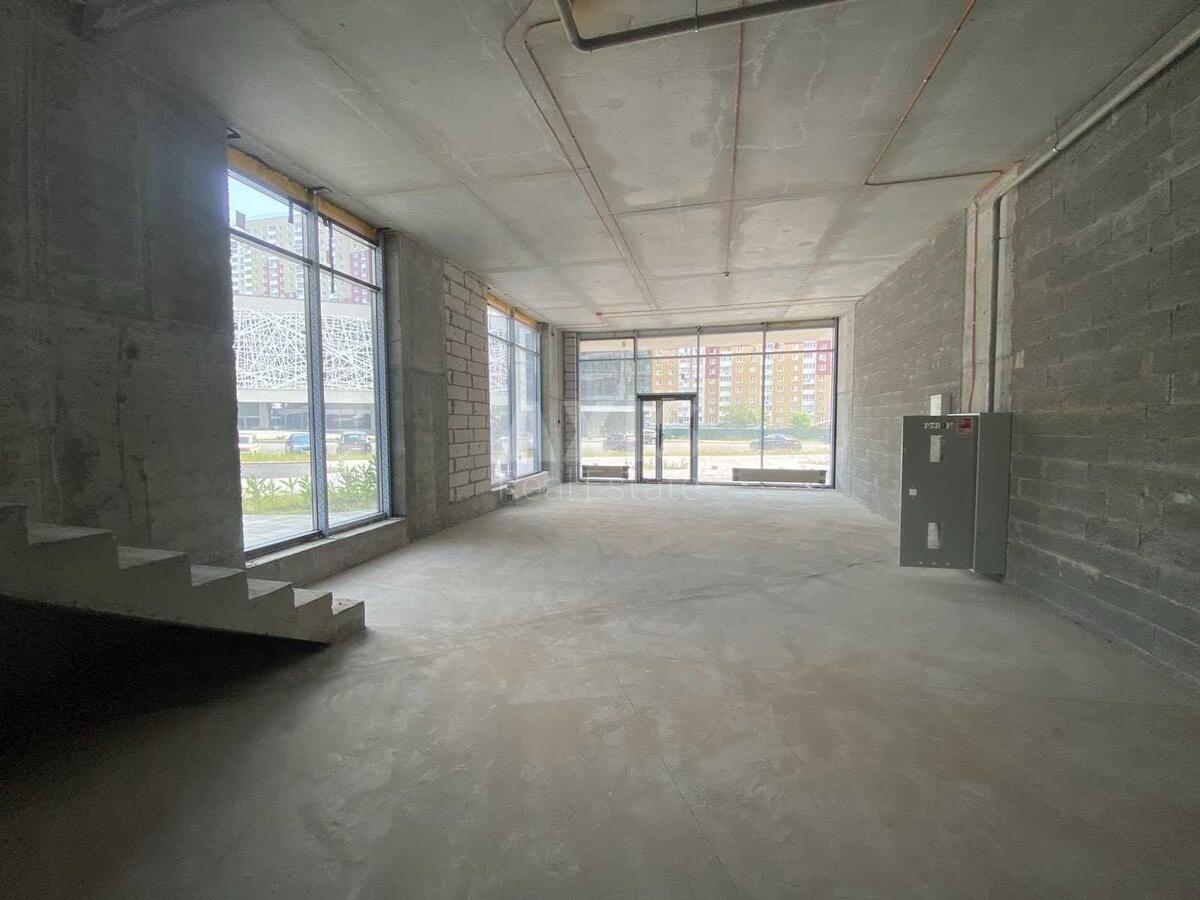 Service object vul. Oleksandra Olesja 5, 950m2571114