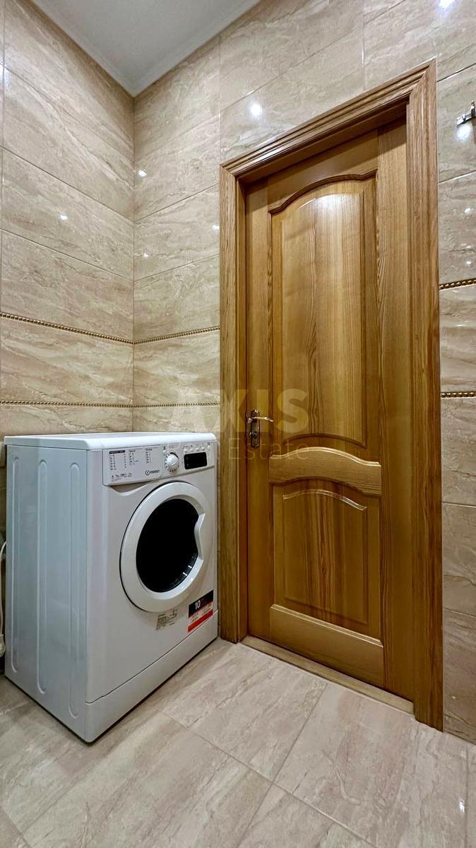 3k apartment vul. Dragomanova 31В6153014