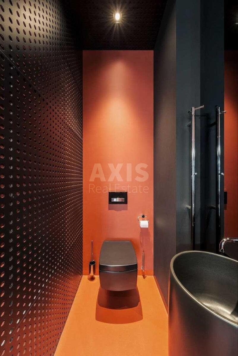 Office nab. Dniprovs'ka 14Б, 245m26071916