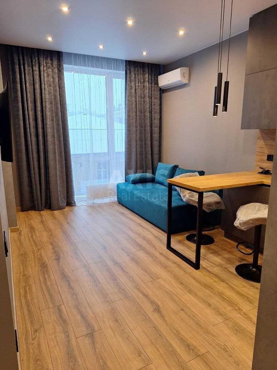 1k apartment vul. Bul'varno-Kudrjavs'ka 15А1