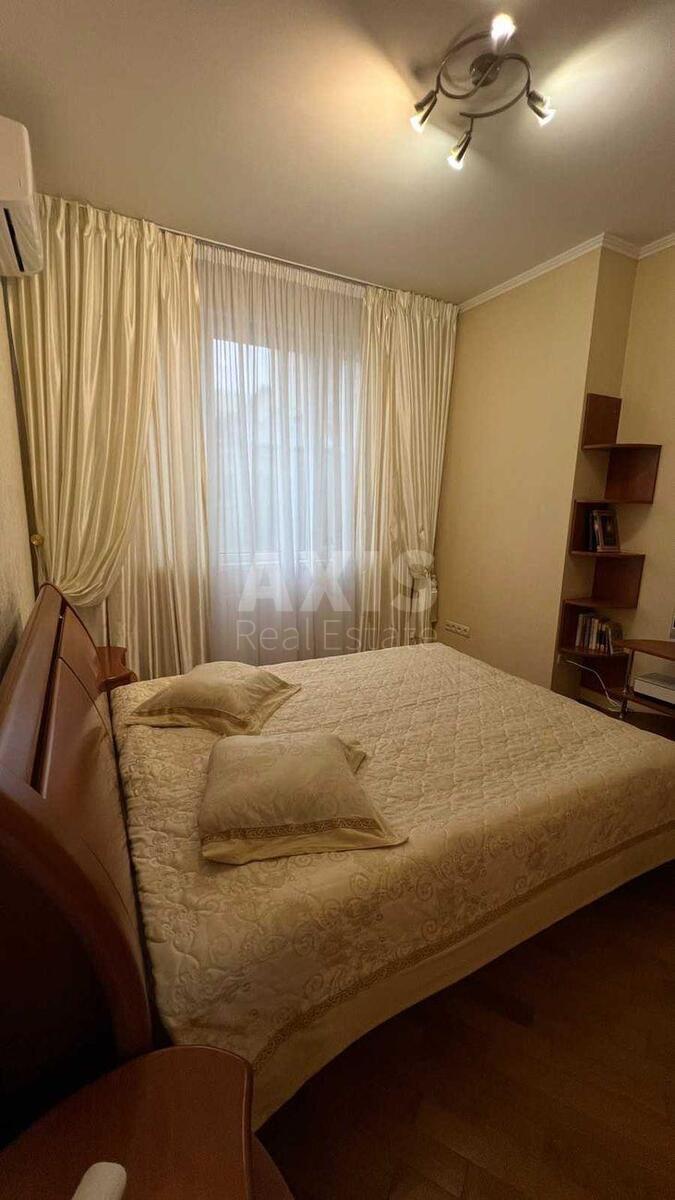 2к квартира ул. Саксаганского 121608323