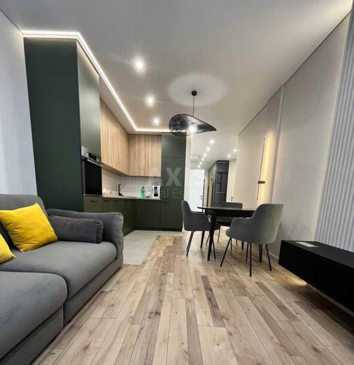 2k apartment nab. Dniprovs'ka 152