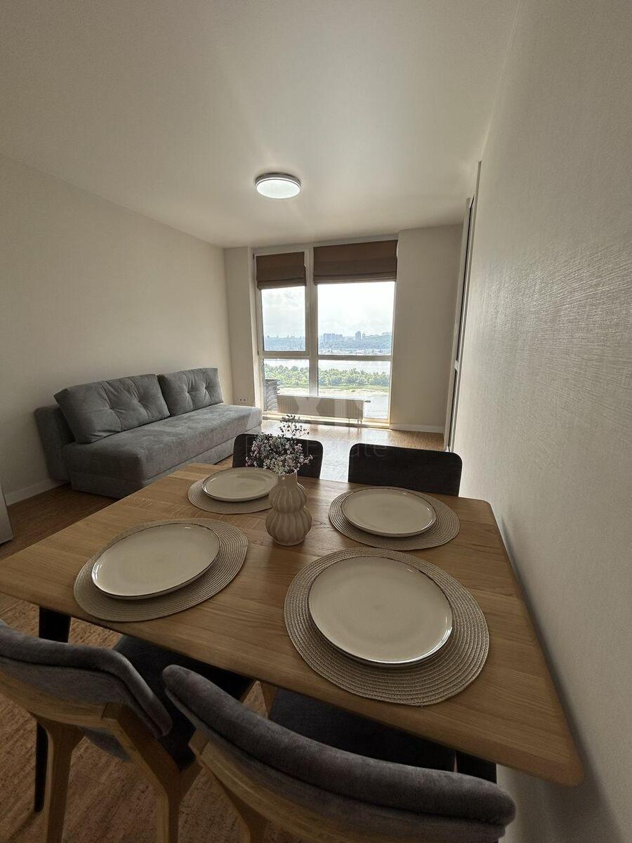2k apartment nab. Dniprovs'ka 15567093