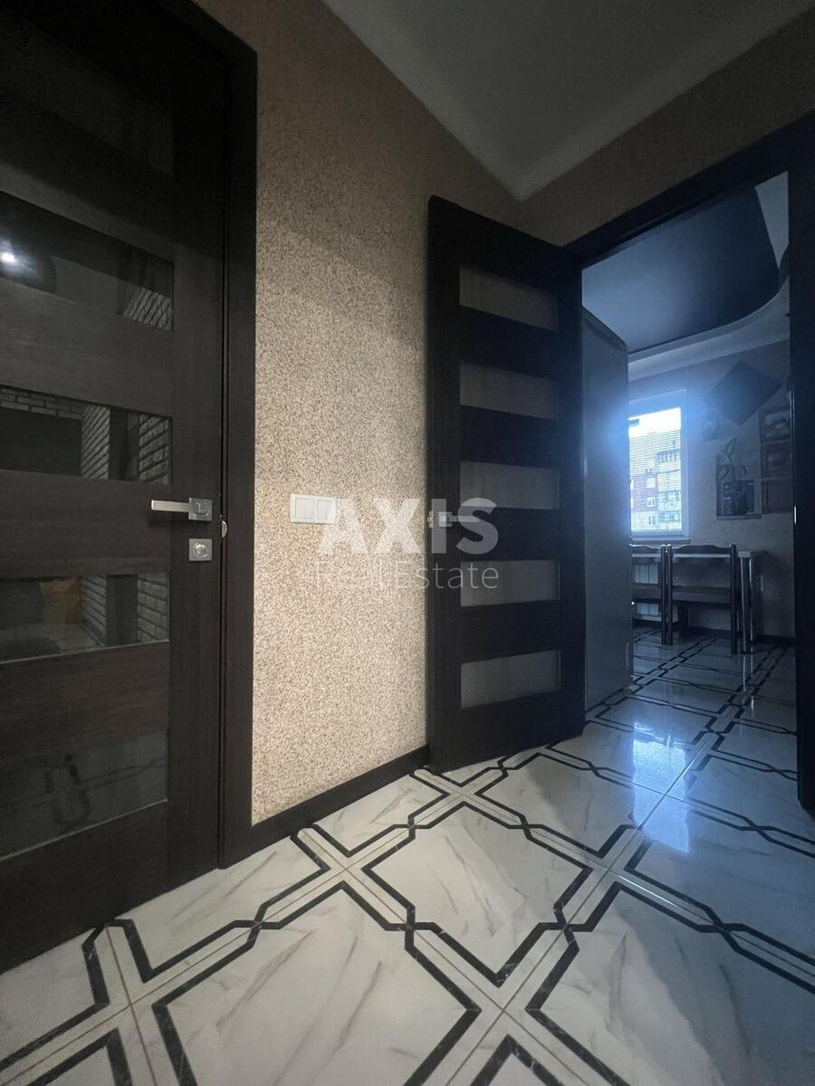 2k apartment pr-t Chervonoyi Kalyny 4В610828