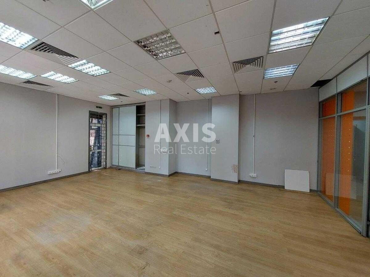 Office vul. Verhnij Val 10, 560m23