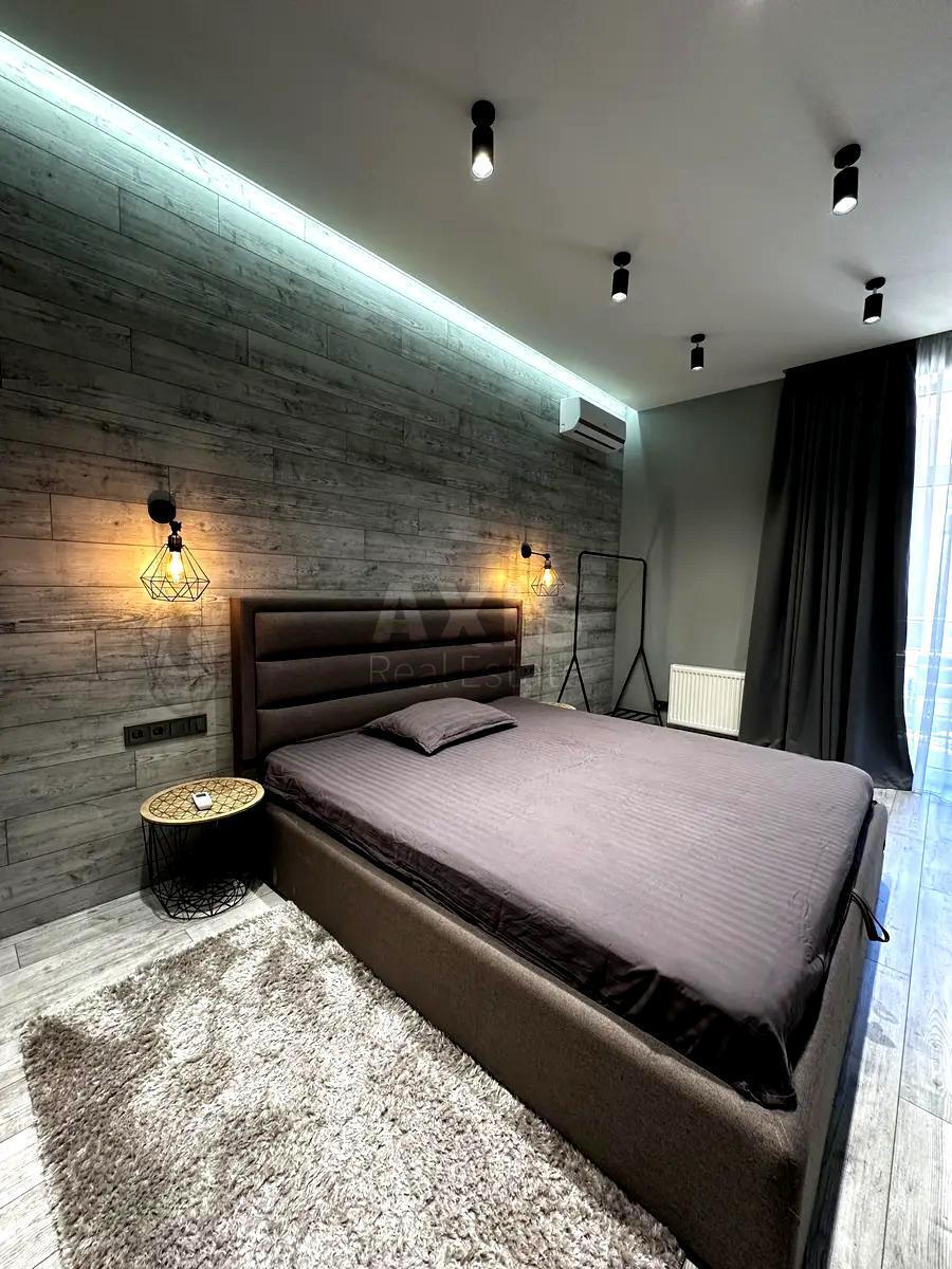 2k apartment vul. Filatova Akademika 2/1637721