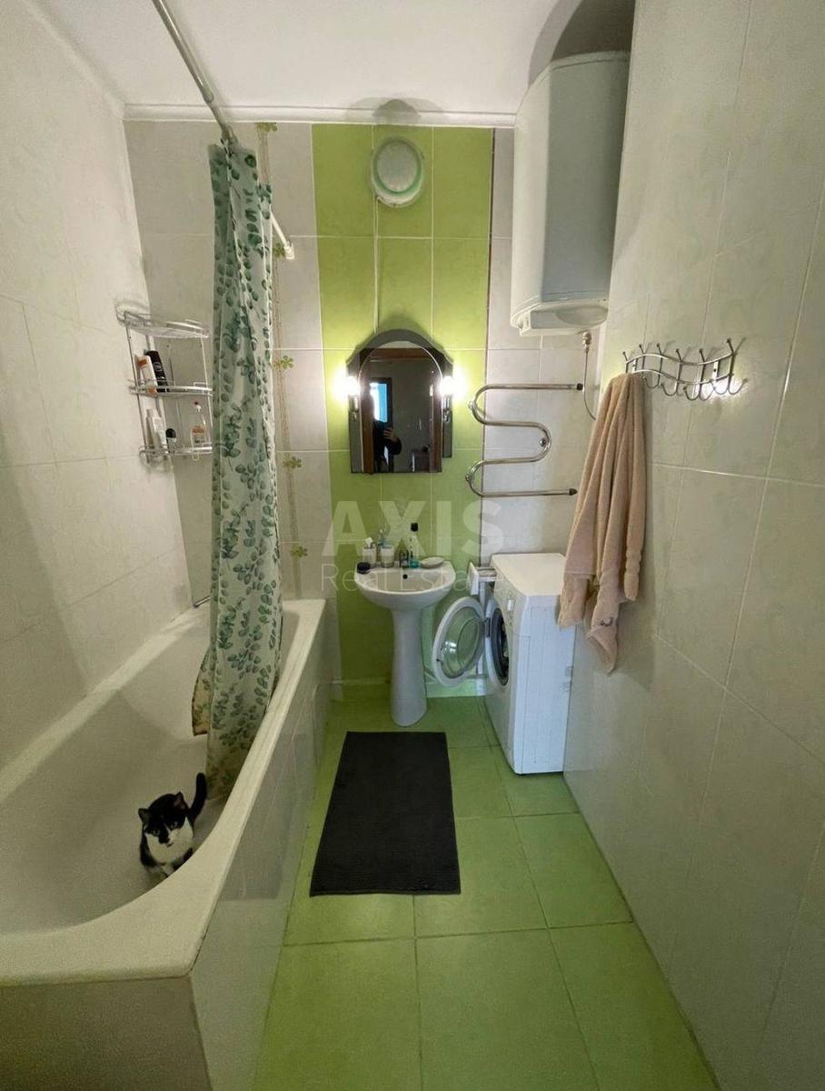 2k apartment vul. Voskresens'ka 148