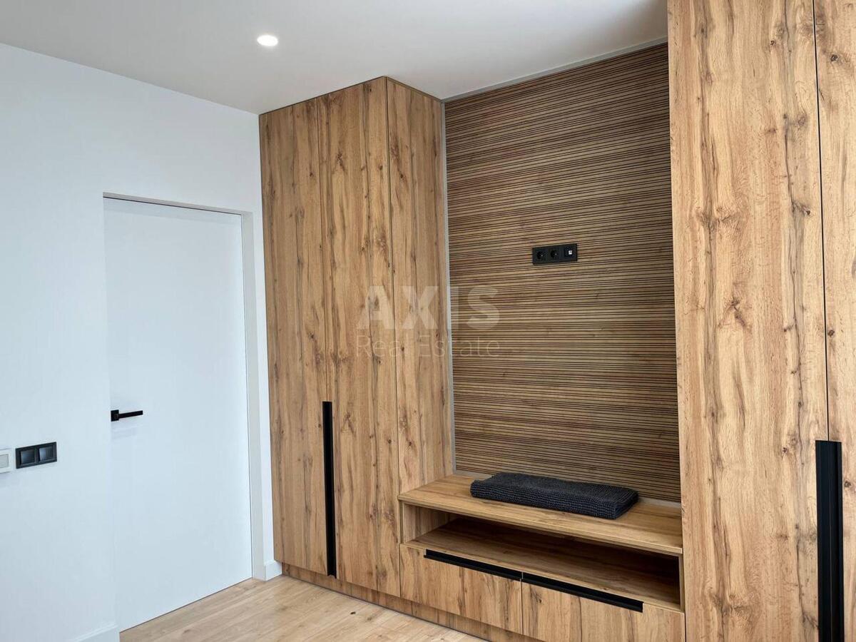 2k apartment nab. Dniprovs'ka 186