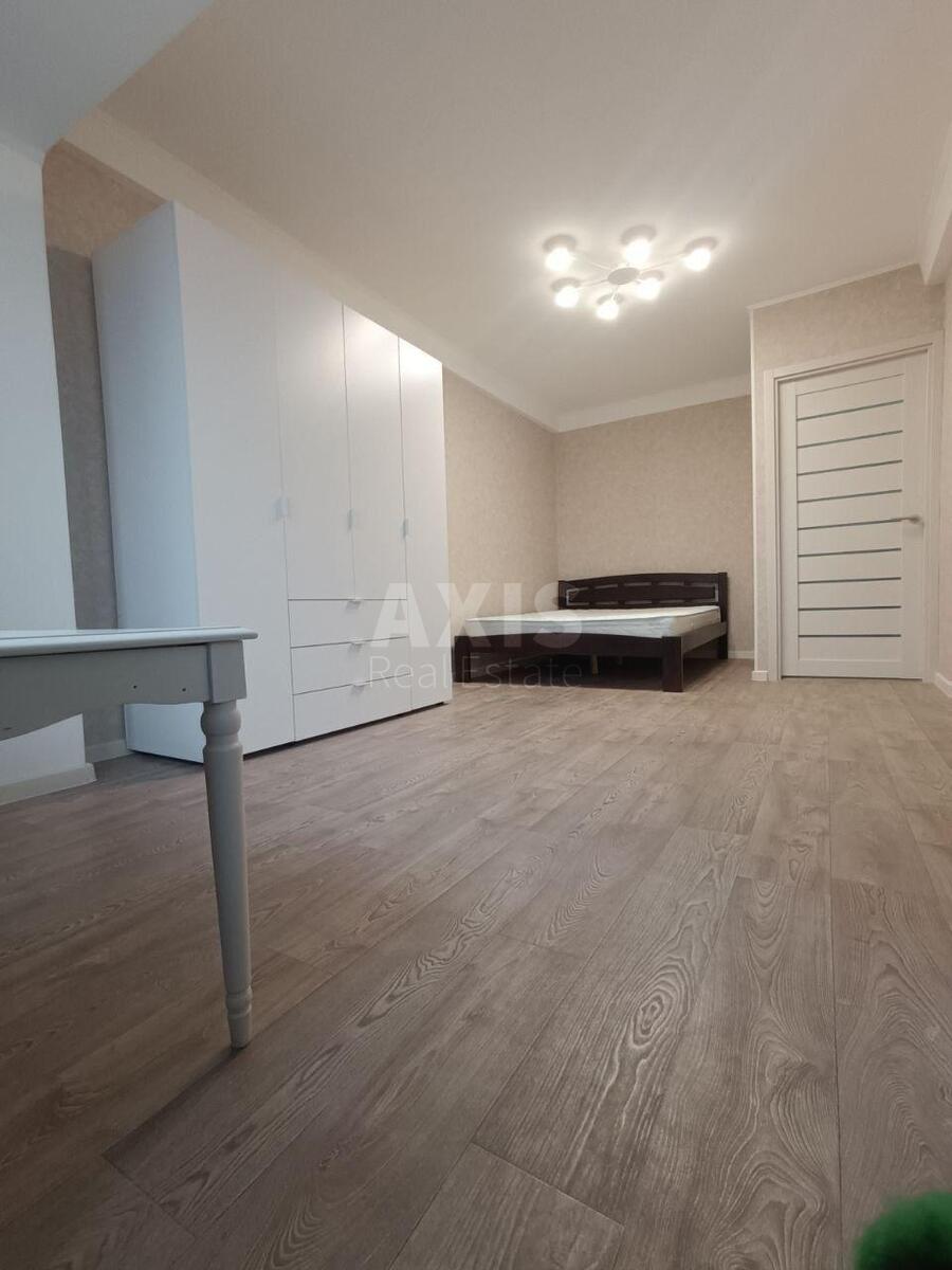 1к квартира пр-т Оболонский 433