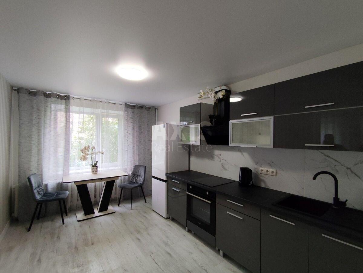 1k apartment pr-t Geroi'v Stalingrada 16В0