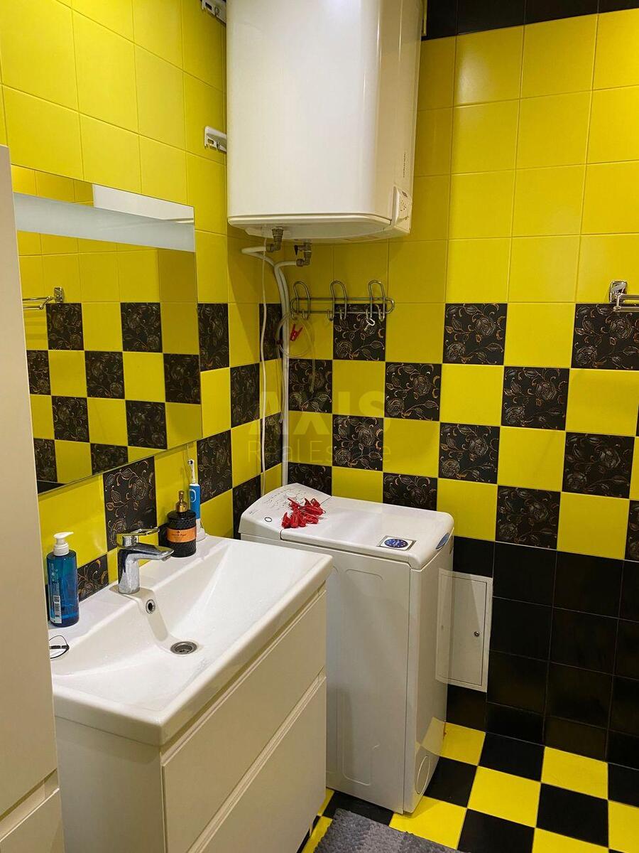 3k apartment pr-t Lobanovs'kogo 43