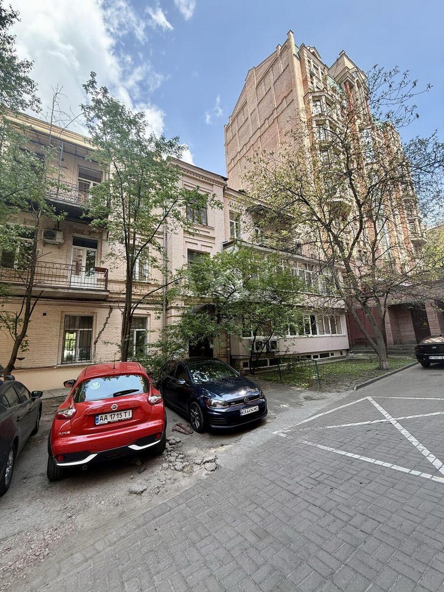 Офіс вул. Терещенківська 13, 128м2