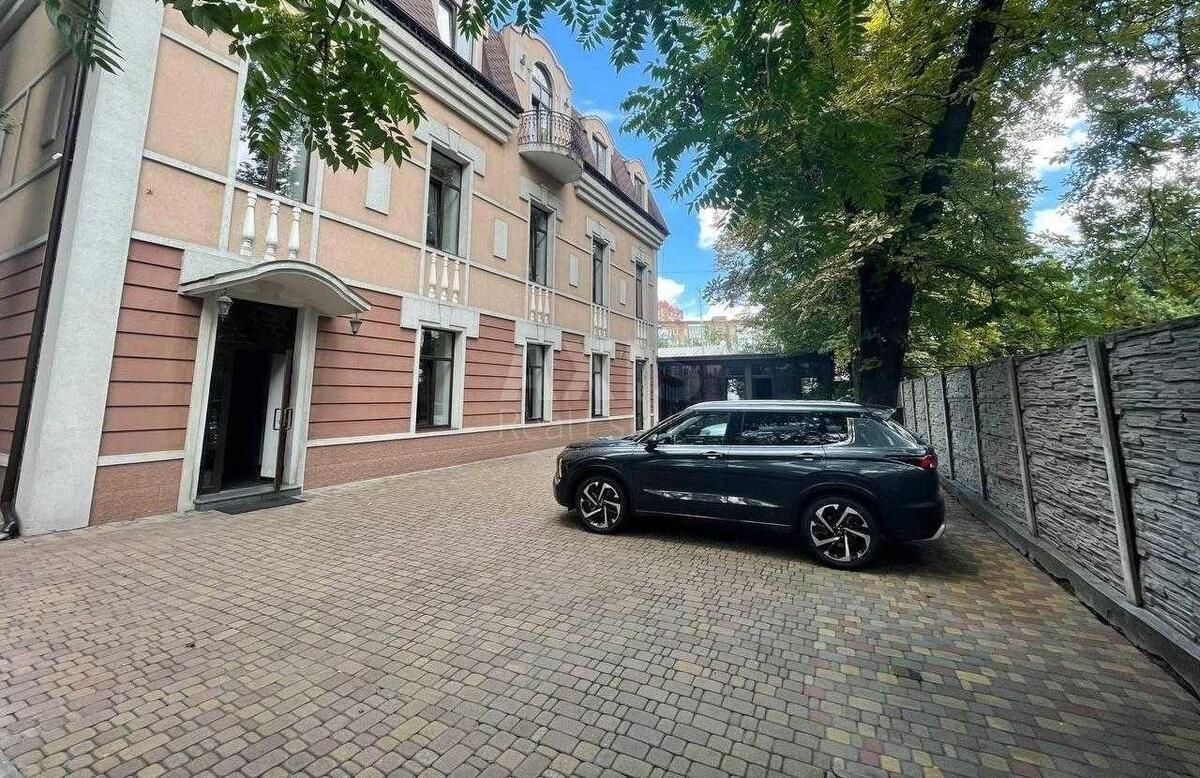 Офис ул. Жилянская 97, 360м257269