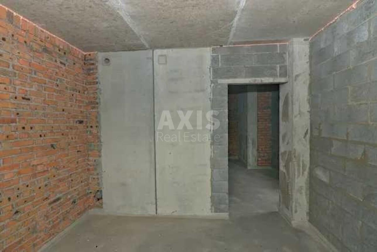 2k apartment vul. Radchenka Petra 274