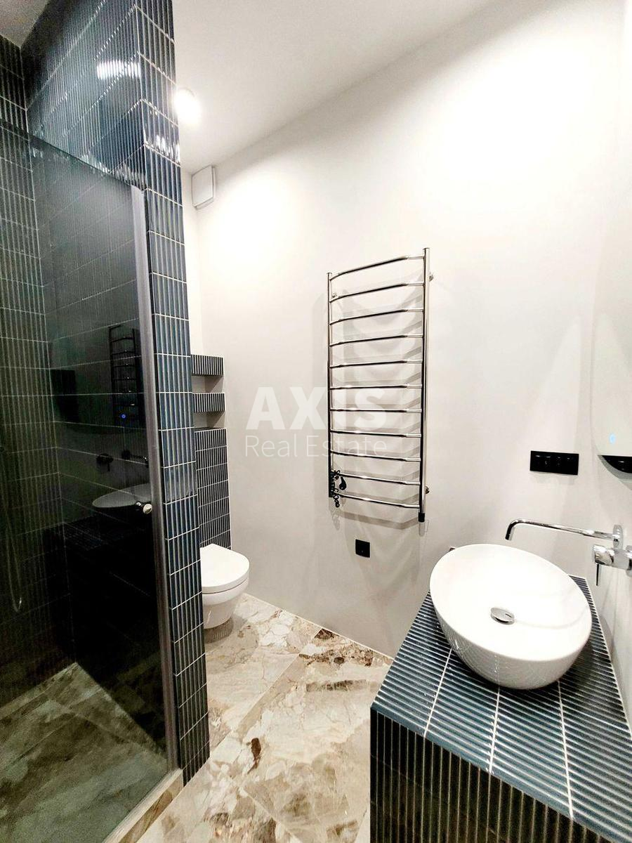 3k apartment vul. Dragomyrova Myhajla 4Б2