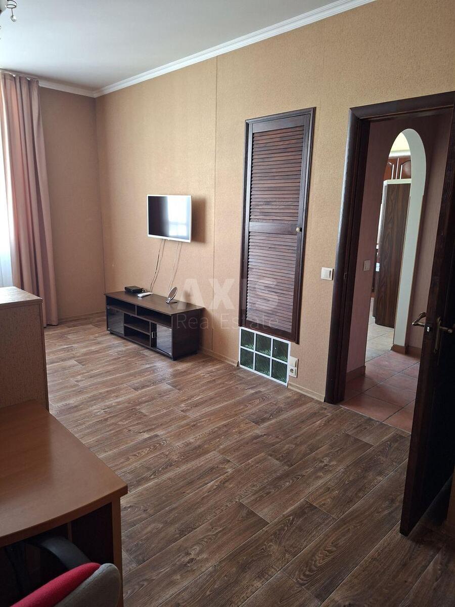 1k apartment vul. Vil'jamsa Akademika 3/72