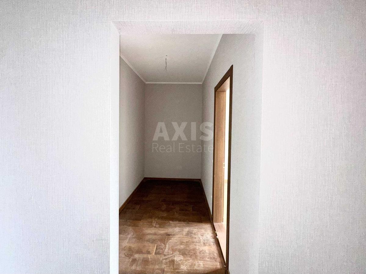1k apartment vul. Revuc'kogo 1004