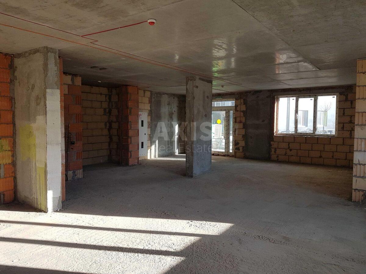 Trade object pr-t Peremogy 67А, 100m28