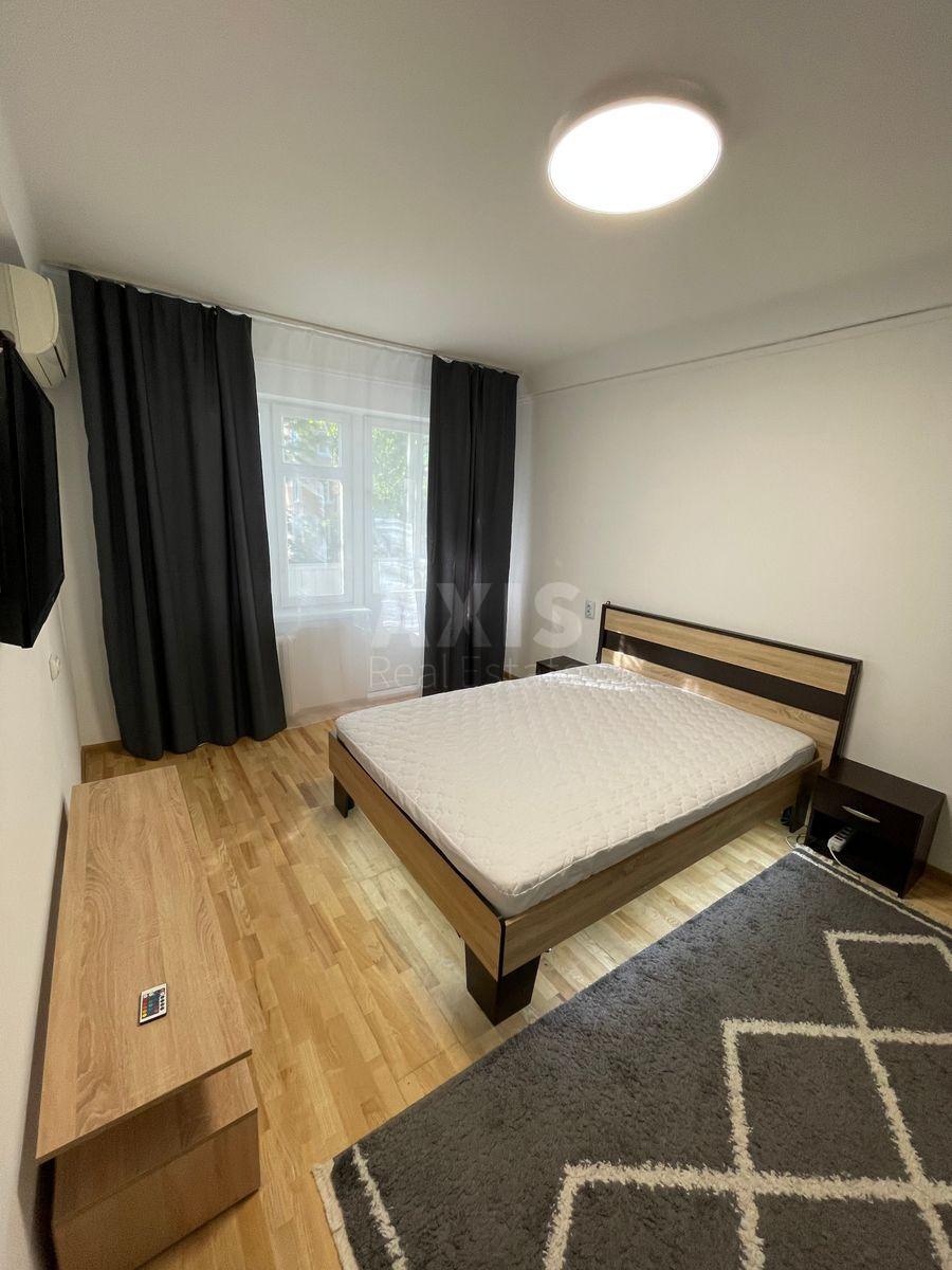 1k apartment vul. Lytvynenko-Vol'gemut 1В5