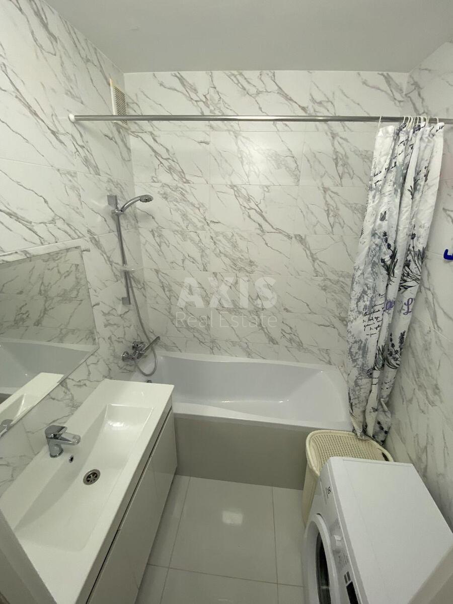 1k apartment vul. Urlivs'ka 97