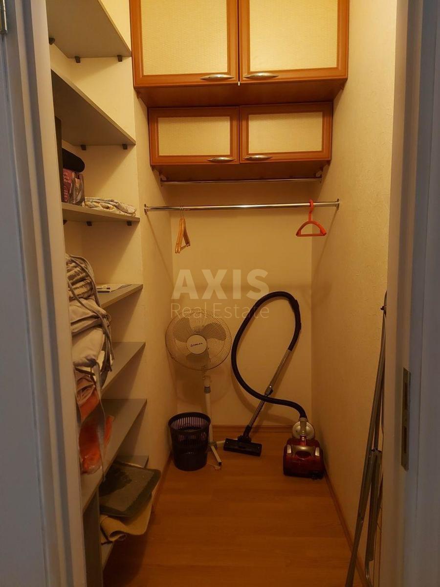 2k apartment vul. Chornovola V'jacheslava 208