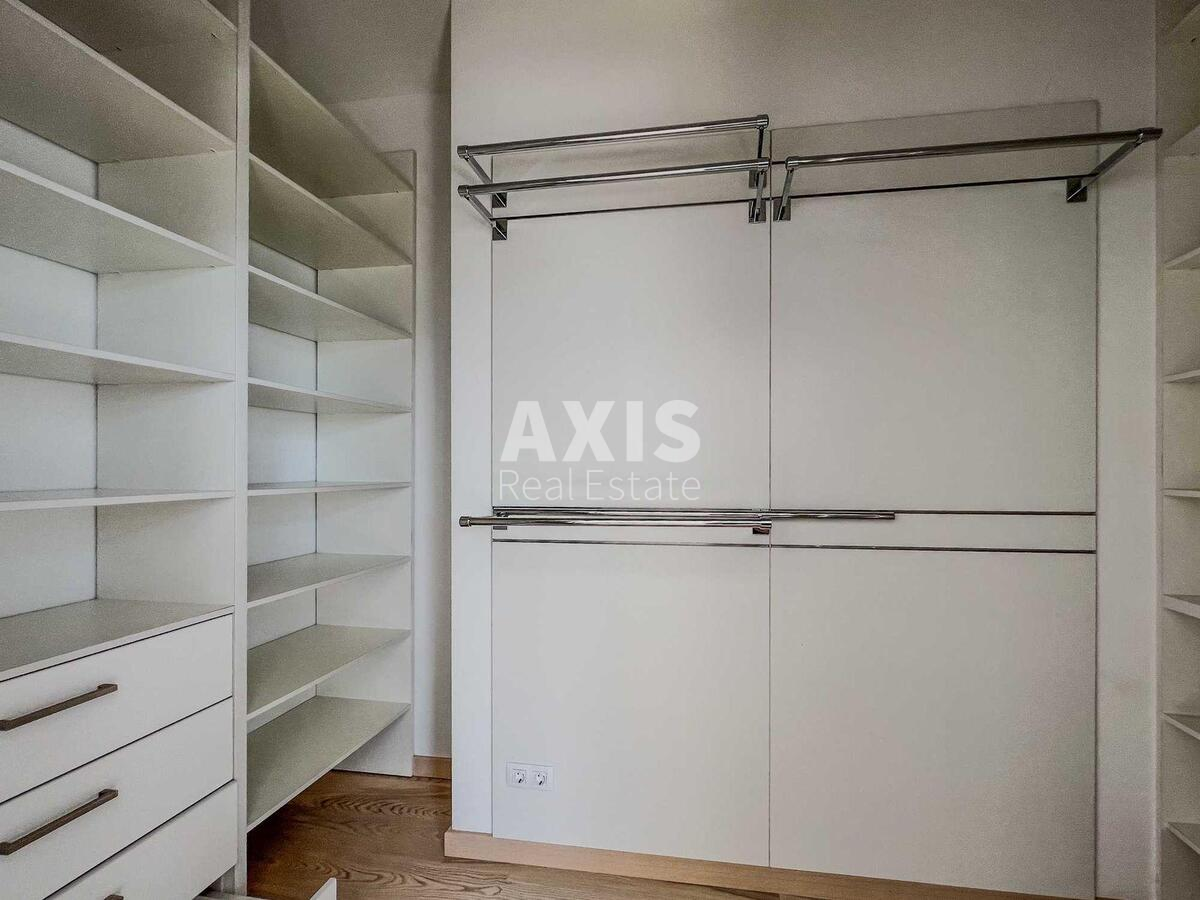 4k apartment vul. Mazepy Ivana 165