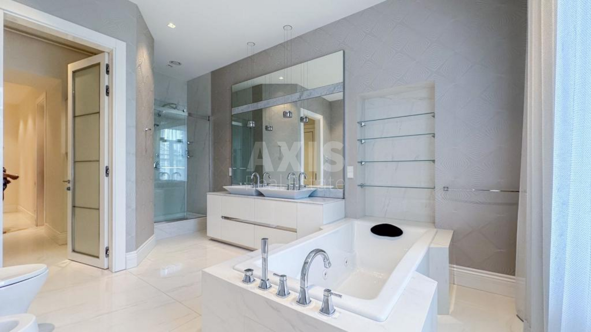 5k apartment vul. Antonovycha 142