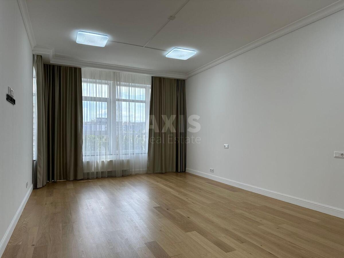 3k apartment uzv. Klovs'kyj 71