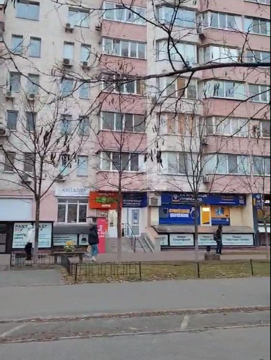 Office vul. Ahmatovoi' Anny 44, 120m2