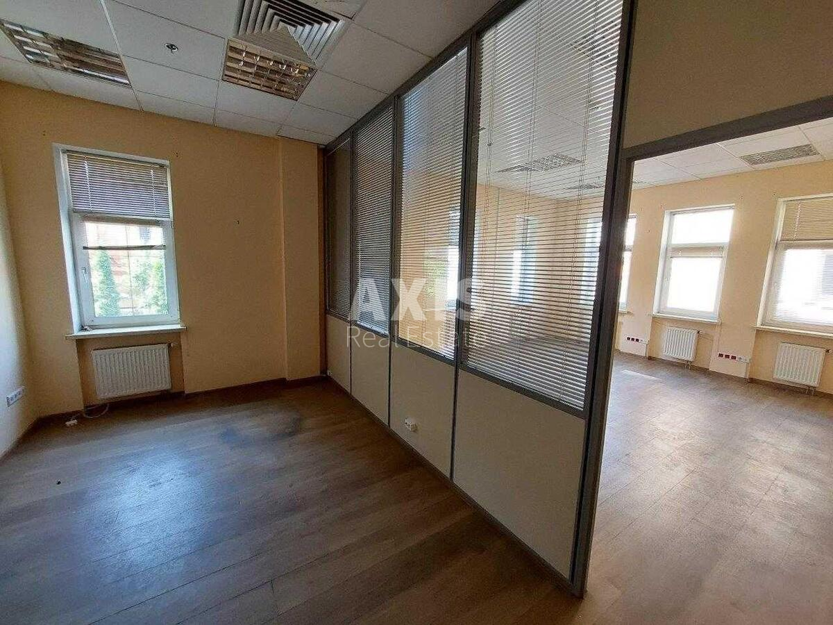 Офис ул. Верхний Вал 10, 560м21