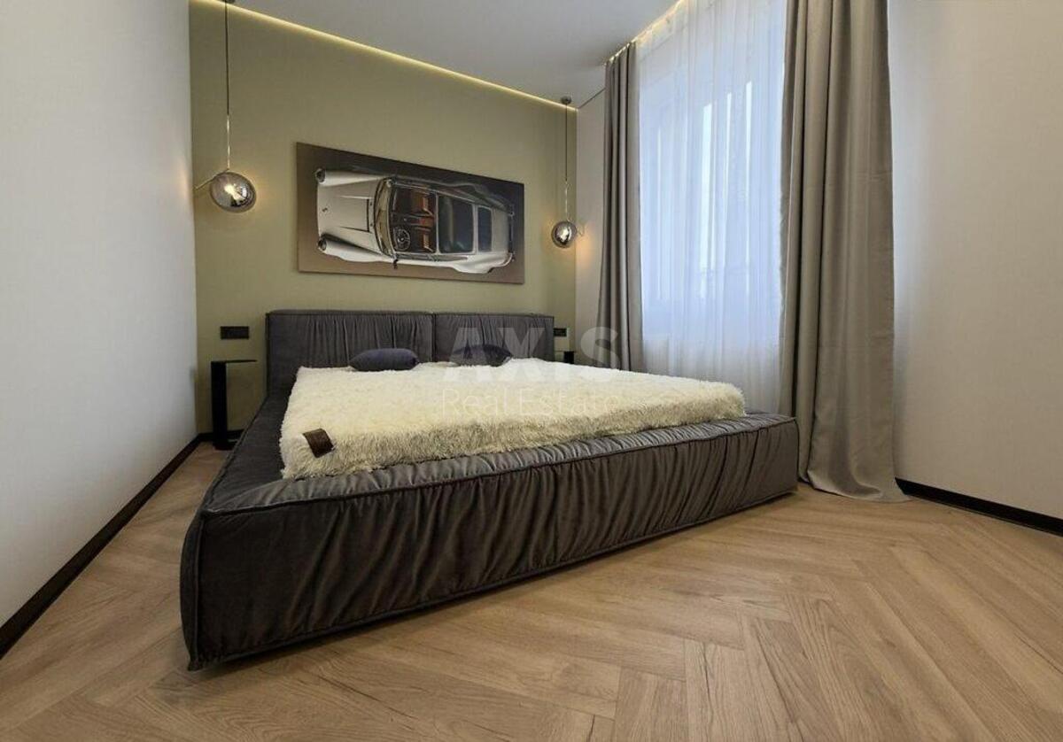 2k apartment vul. Dragomyrova Myhajla 14А5