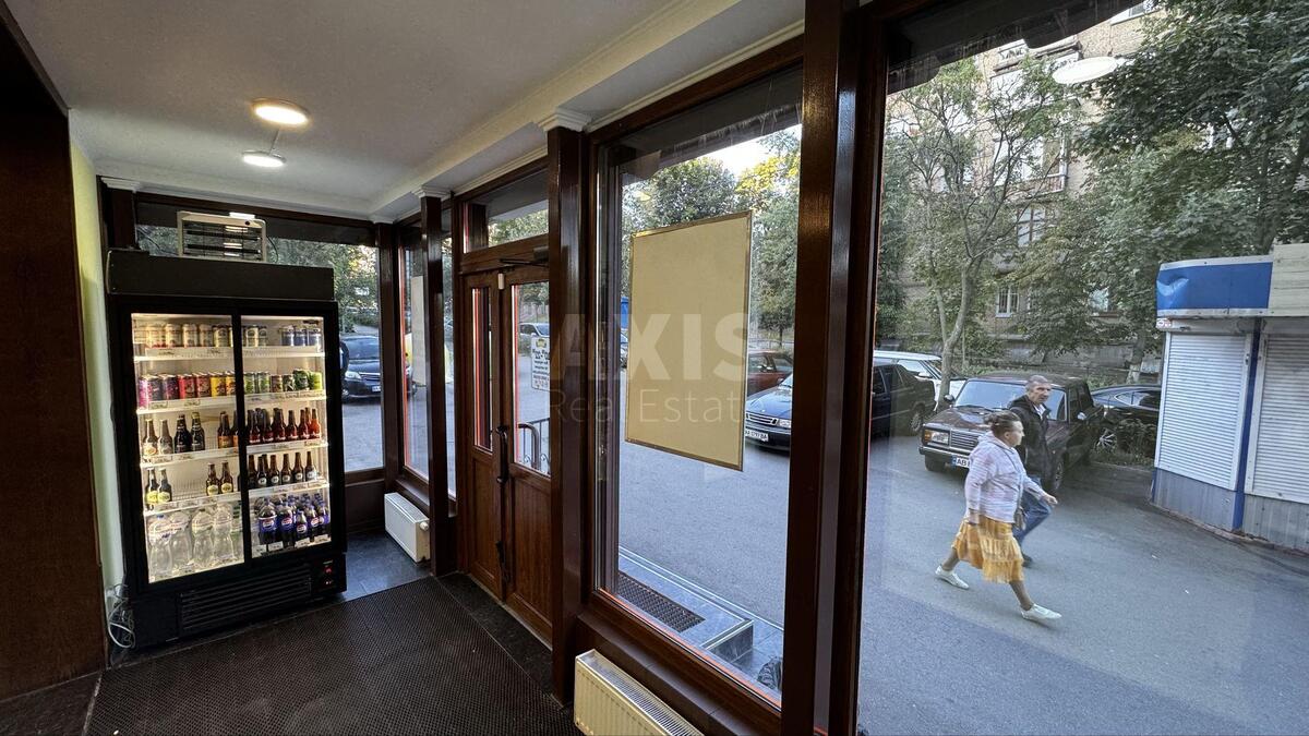 Объект торговли пр-т Голосеевский 108/1, 42м2596922
